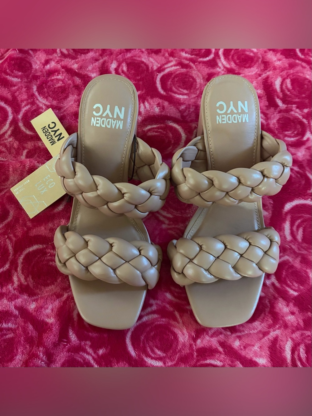 ❤️Madden NYC Women's Tan Braided Slide Sandals Size 8 New - Picture 1 of 9